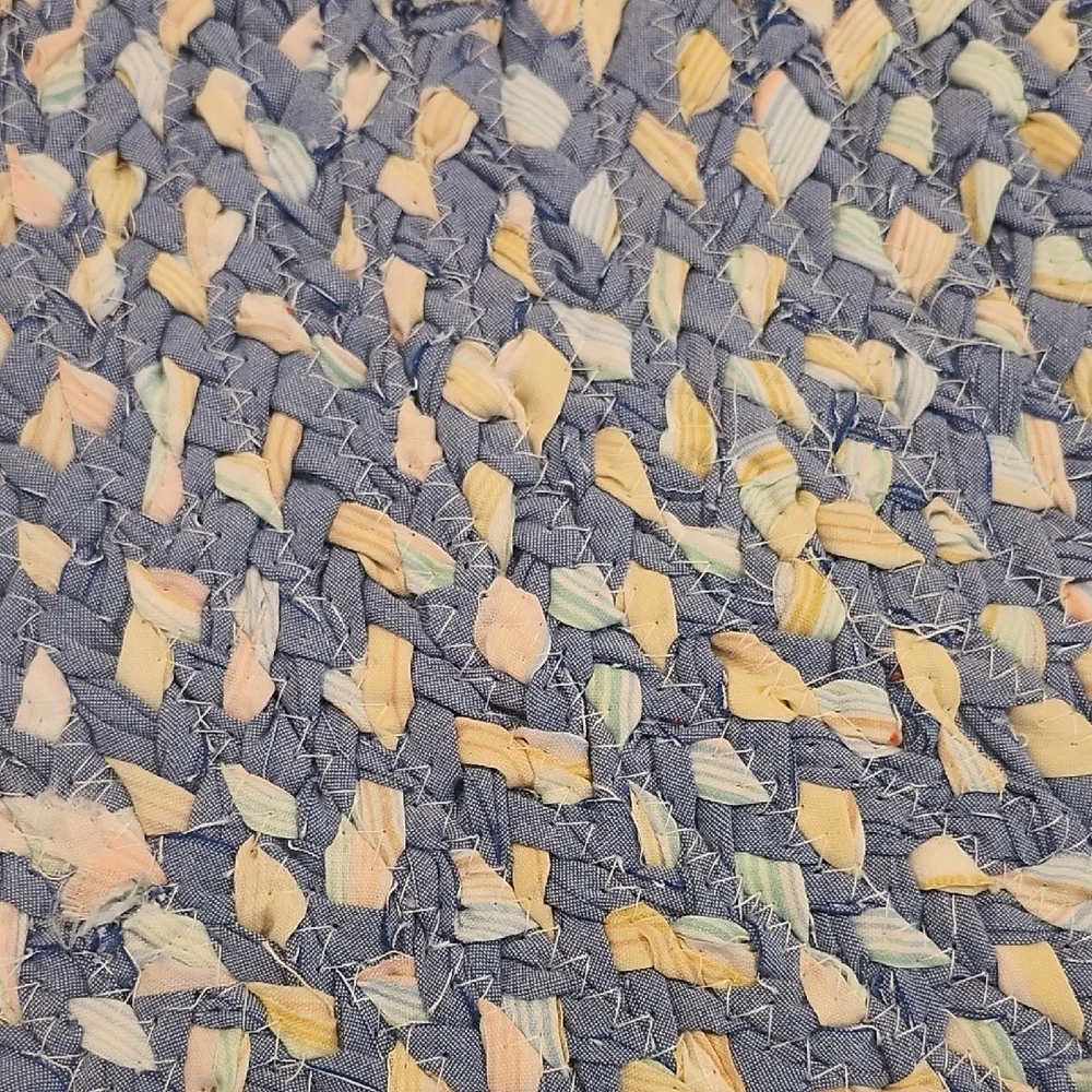 Handwoven Round rug - Blue with Cream & Pale Pink